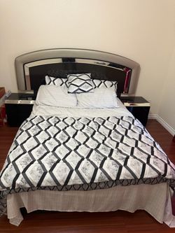 King size bed set