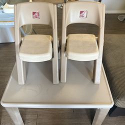 Step 2 Foldable Table and chair (outside)