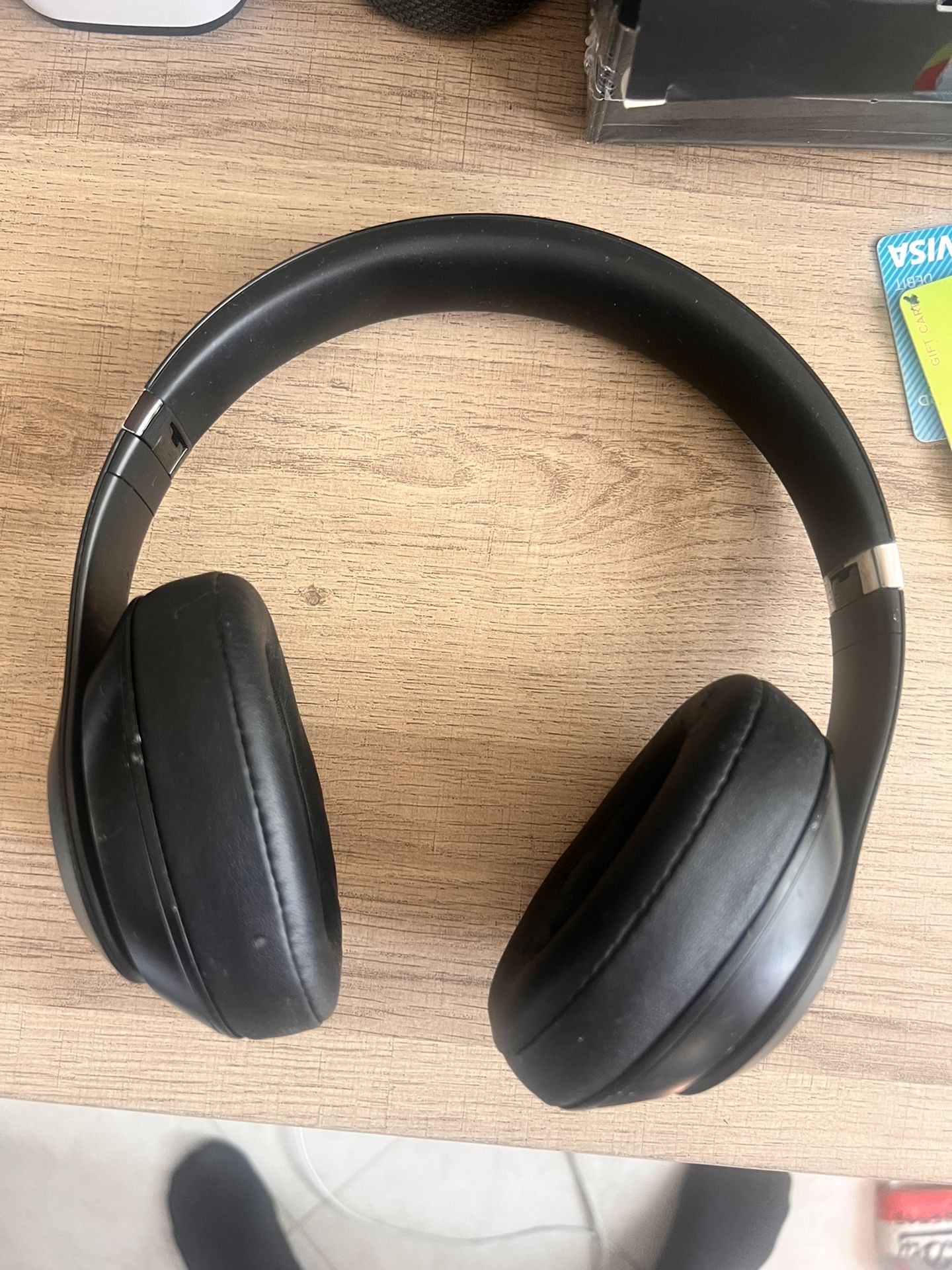 Beats Studio 3 120$ Obo