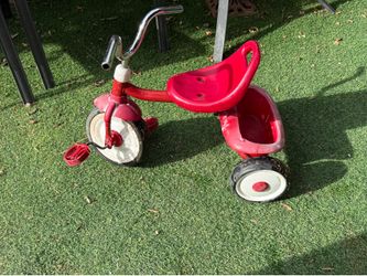 Little tricycle
