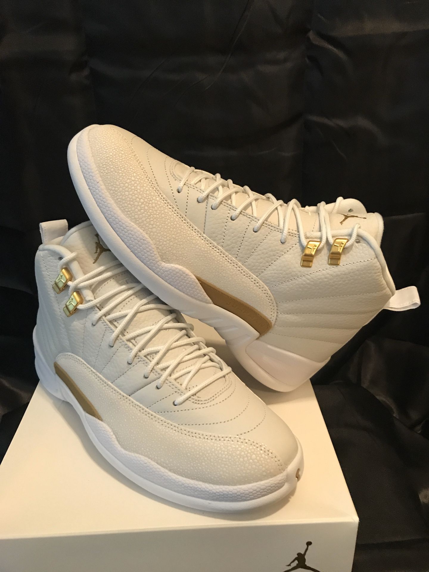 Air Jordan 12 Retro “OVO” White Size 8.5