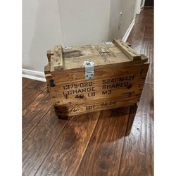 Wooden Military Stroage Trunk Crate