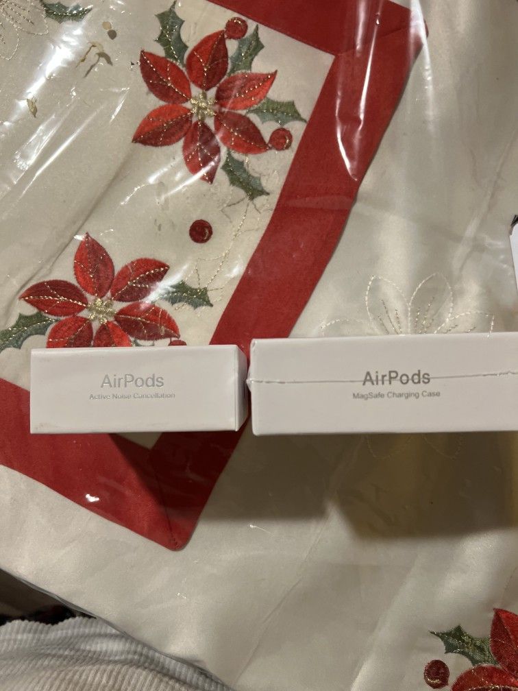 Apple Airpods 3rd Generation & 4's