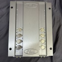 Thru Technology 4 Channel Amplifier