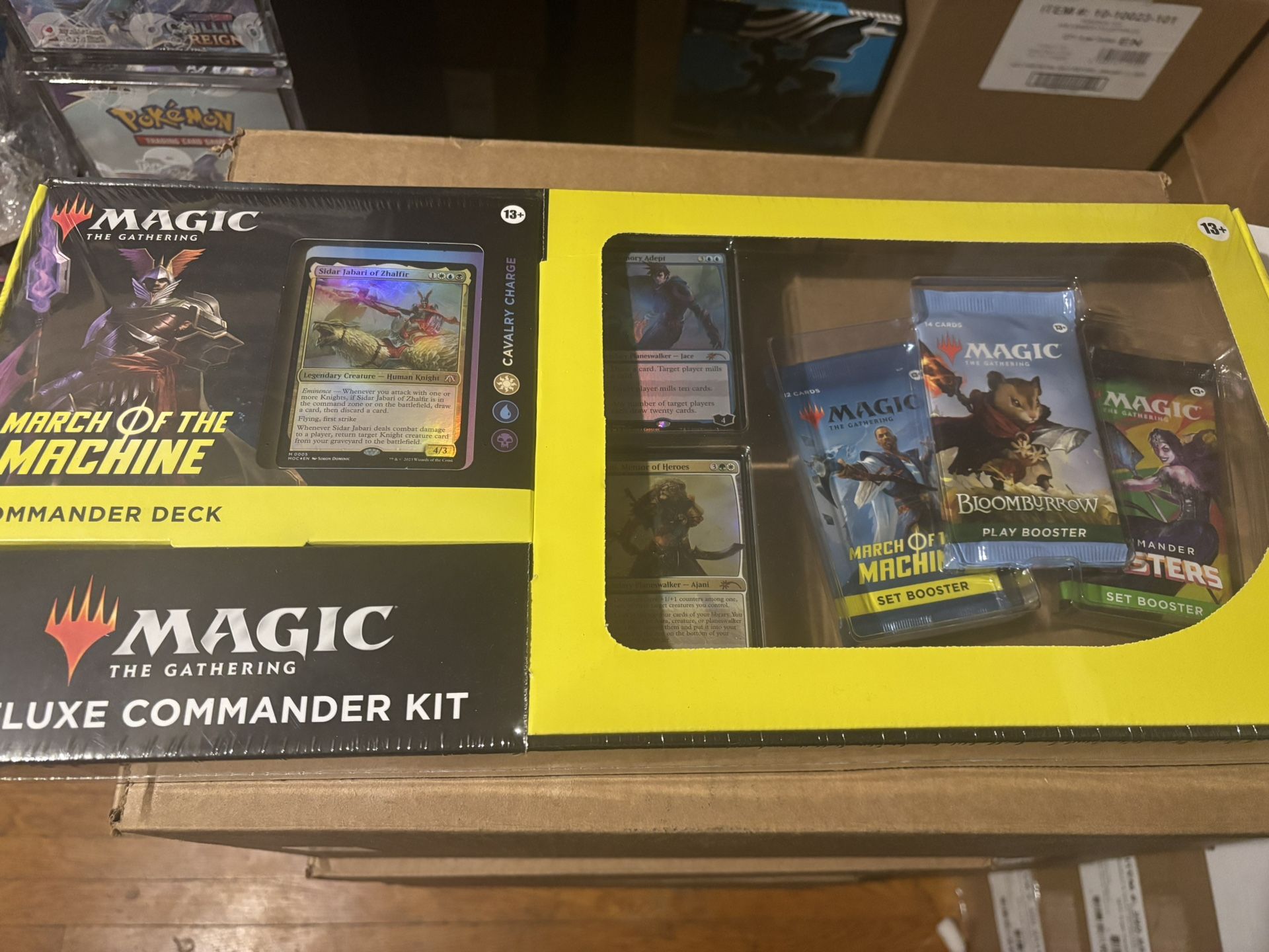 Magic The Gathering Deluxe Commander Kit Box