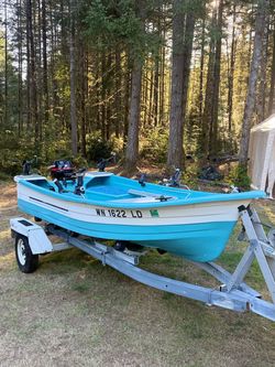 Fiberglass Fishing Boat with Trailer and Motor