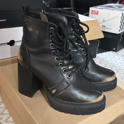 Steve Madden Women Boots