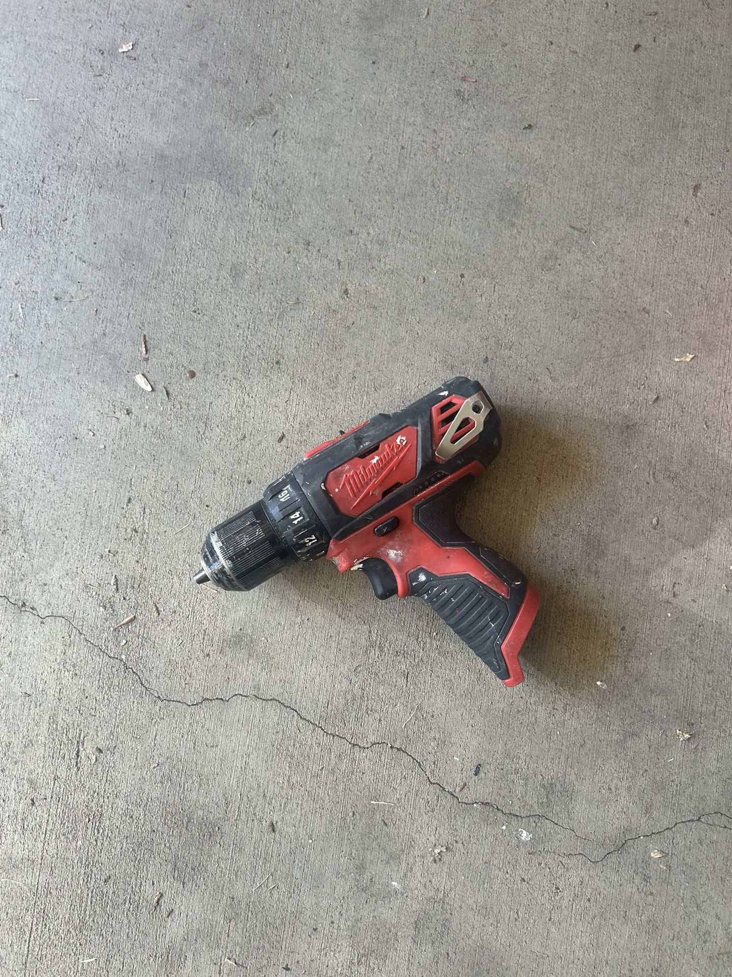 Milwaukee M12