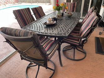 Patio Dining Set (7 Pieces)