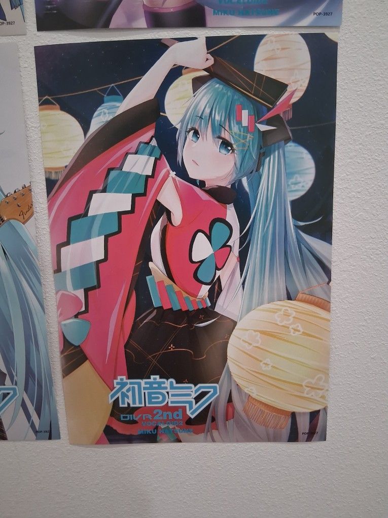 Hatsune Miku Posters