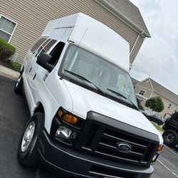 2009 Ford E-350