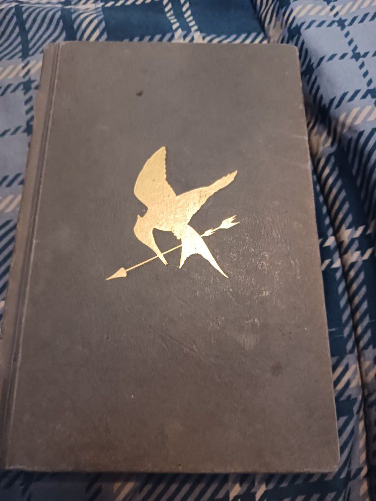 The Hunger Games 1st Edition 2008 Book Suzanne Collins 