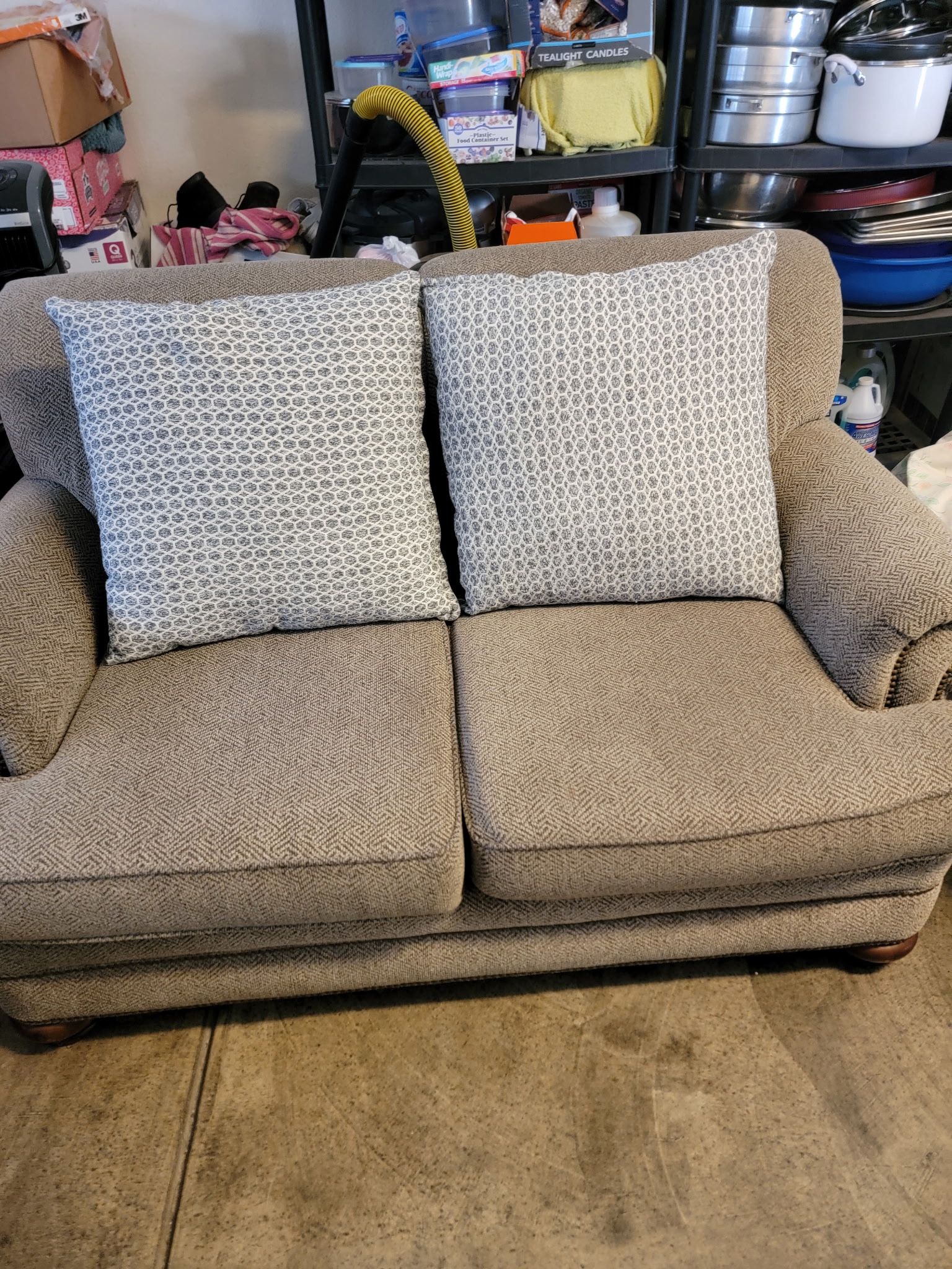 3 Sofas/coachs