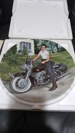 Elvis collector's plate