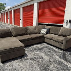 Brown / Tan Sectional Couch with Chaise! Made in America. ***Free CurbSide Delivery***