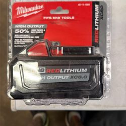 ****NEW***** Milwaukee HIGH OUTPUT XC8.0 BATTERYMilwaukee 48-11-1880 M18 REDLITHIUM HIGH OUTPUT XC8.0 BATTERY  $140 OBO