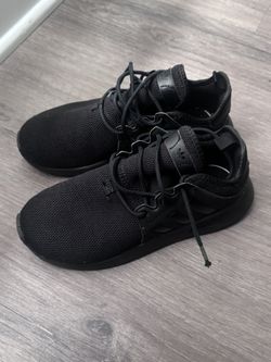 Boys Adidas Shoes Size 3y