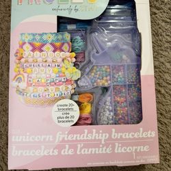 True2u Unicorn Friendship Bracelet Kit