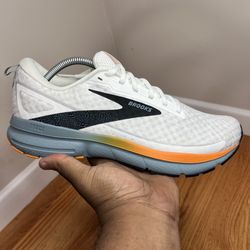 Brooks Trace 3 White Gobin Blue Running Sneakers Size 10M NO BOX