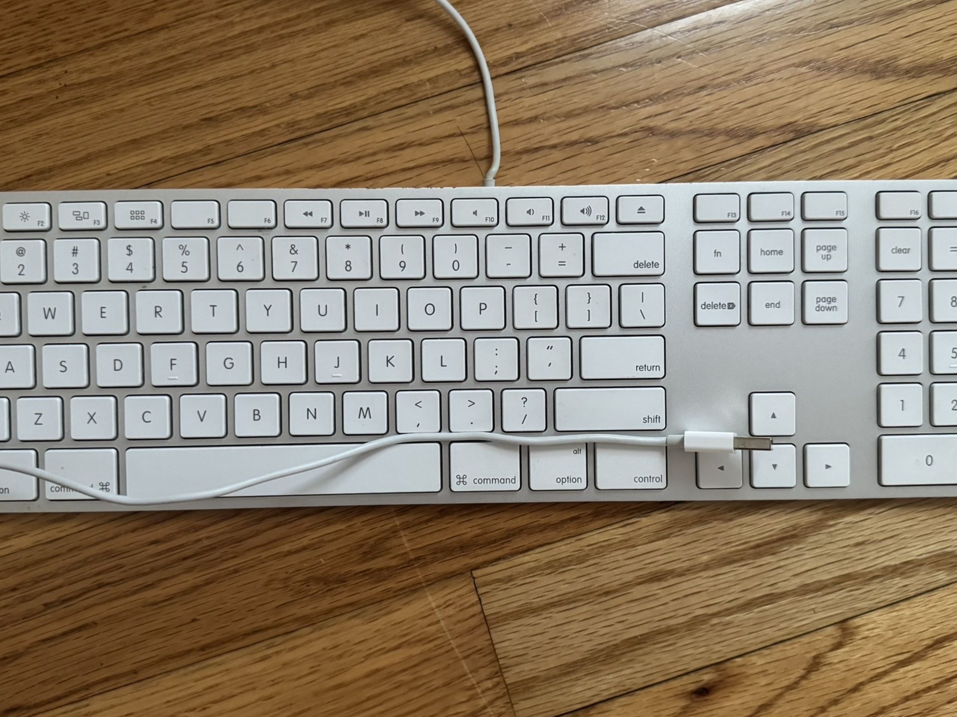 Apple keyboard (USB cord)