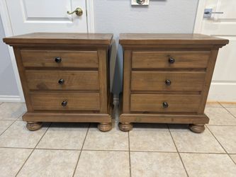 Ashley furniture nightstand 