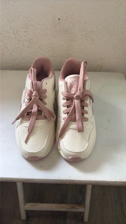 heelys