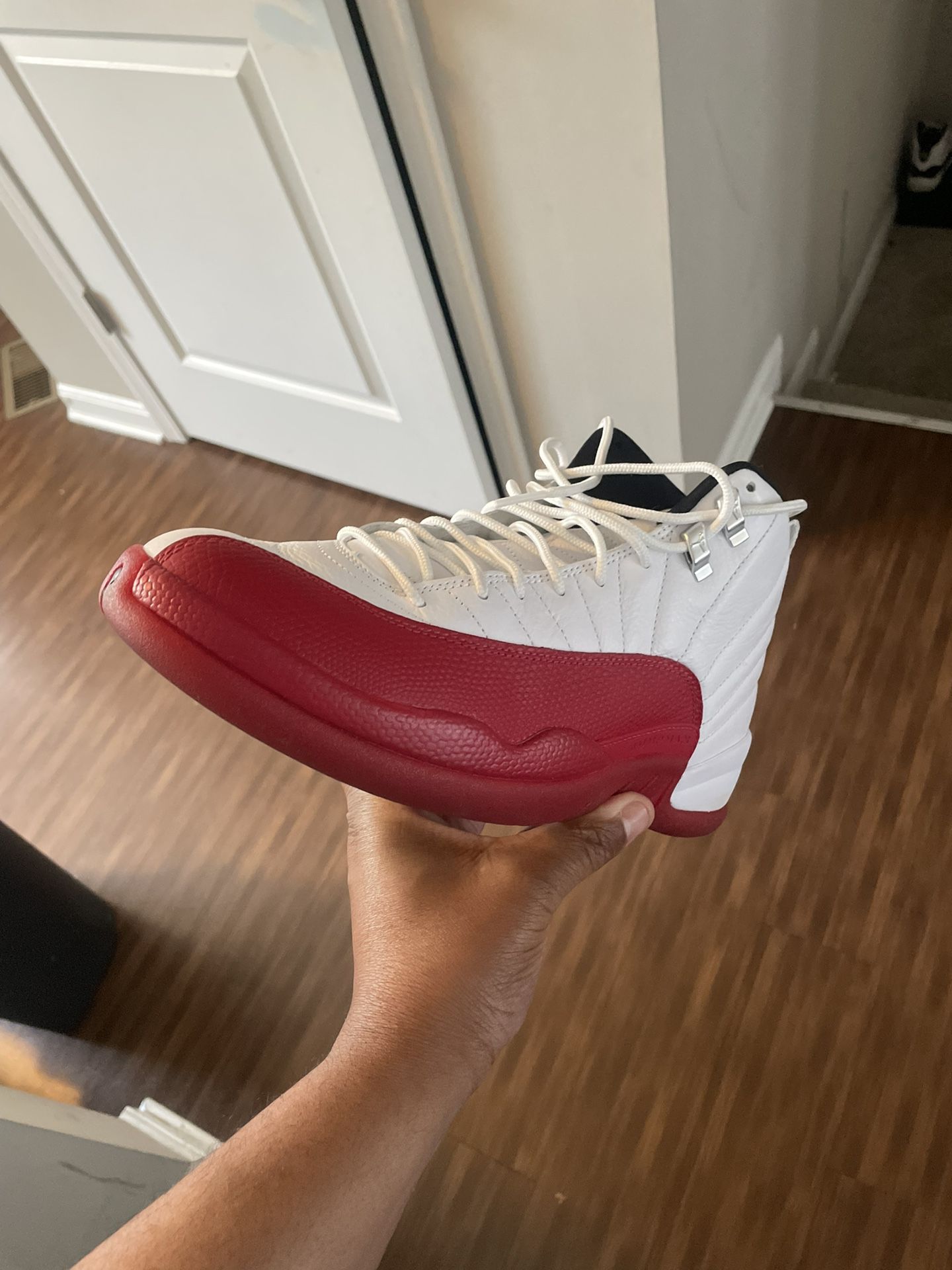 Jordan 12’s Cherry’s Size 10