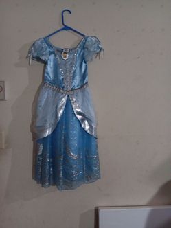 Cinderella Costume Disney Store Halloween Costume  Sz 5/6