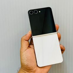 Samsung Galaxy Z Flip 5 Unlocked With Warranty 