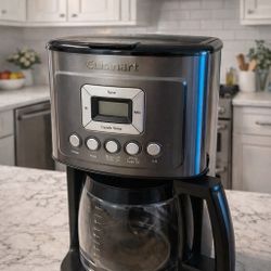 Cuisinart 14-Cup Coffee Maker ☕