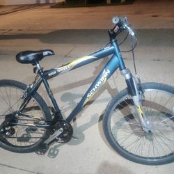 Schwinn Hightimber 26 Inch