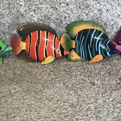 Lot of 4 Fish Dive Pool Toys