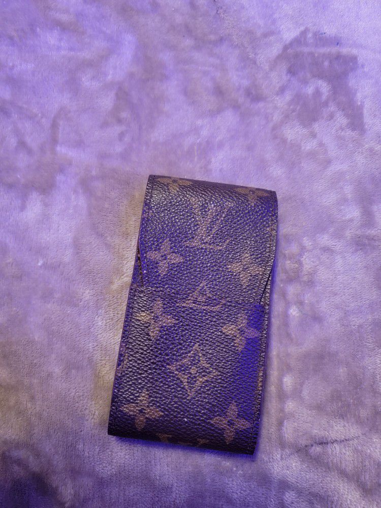 Authentic Louis Vuitton Monogram Cigarette Case for Sale in Las Vegas, NV -  OfferUp