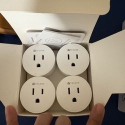 Smart Plugs