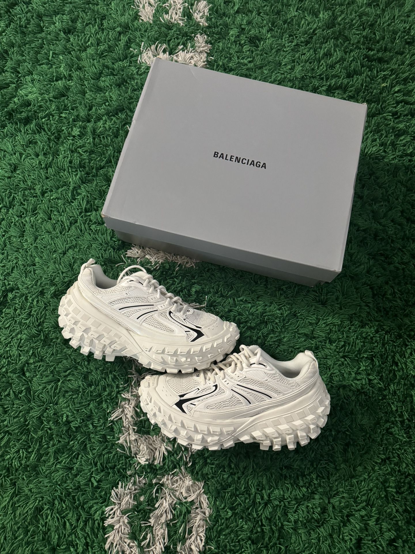 Balenciaga Defender Sneaker White Size 11 Brand New for Sale in