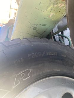4 Chevy Silverado rims came off a 2000