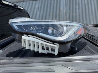 2018 2019 2020 2021 2022 2023 Infiniti Q60 Headlight Left Side Driver NON ADAPTIVE