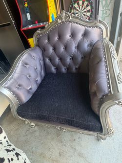 Acme Furniture  Dresden Chair
