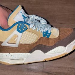 Jordan 4 "Cacao Wow" Size 5 Y / W