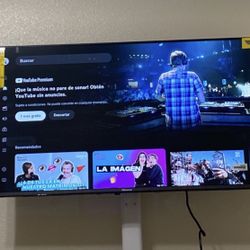Hisense-40-Inch-Class-A4-Series-FHD-1080p-Smart-Roku-TV-with-Alexa Compatibility. 