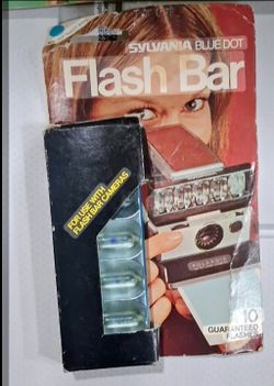 Vintage Sylvania Blue Dot Flash Bar