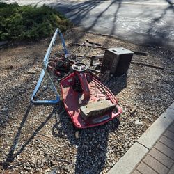 FREE Scrap Metal Poker Table + Chairs
