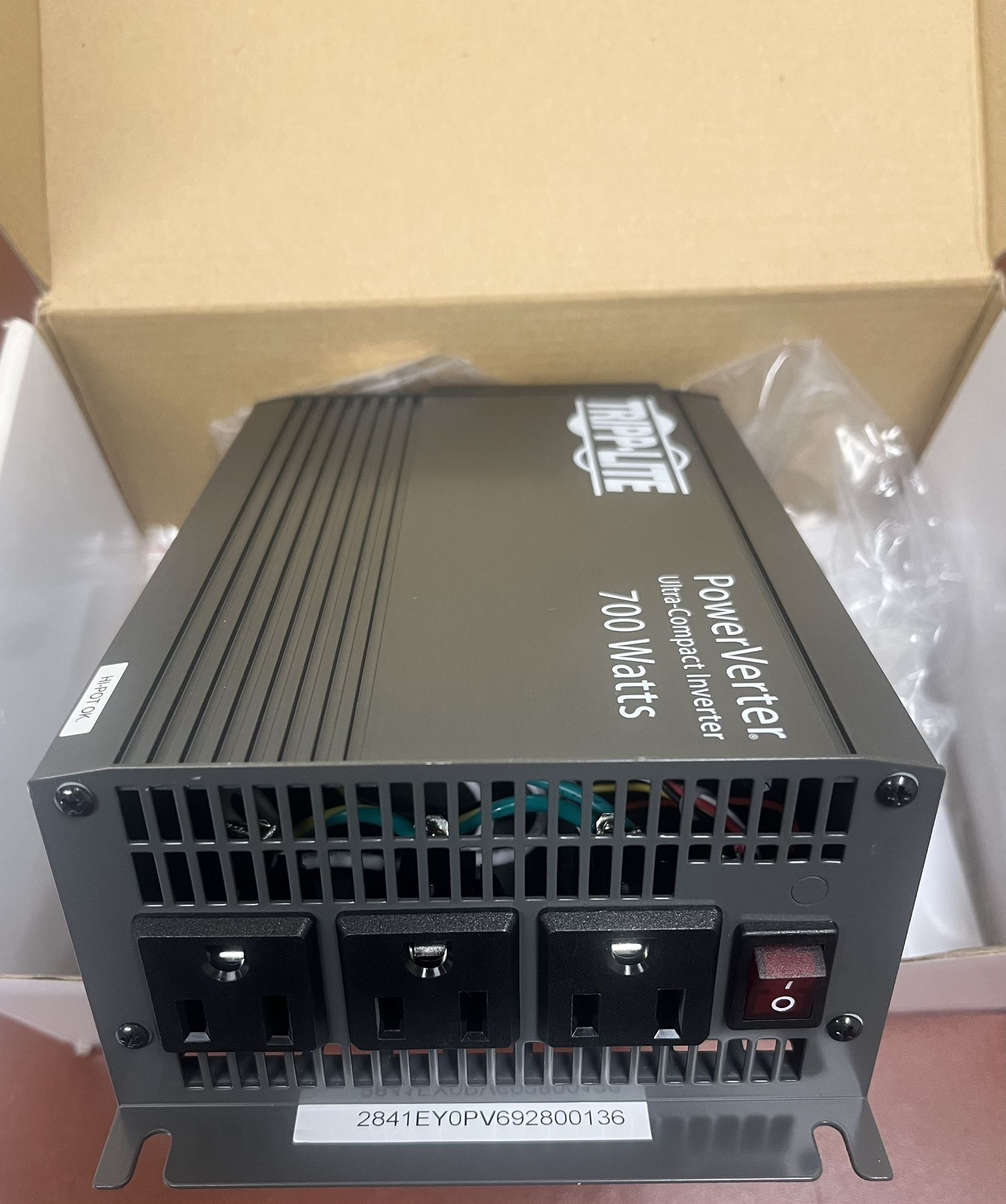 Tripp Lite PV700HF Compact Inverter 700W 12V DC to AC 120V 5-15R 3 Outlet