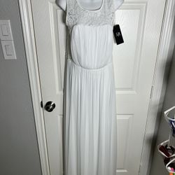 White Lace Sleeveless Full Length Formal Gown