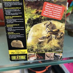 Eco Terra Snake Cave