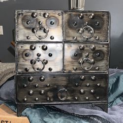 Metal Jewelry/trinket Box
