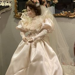 Beautiful Victorian Doll