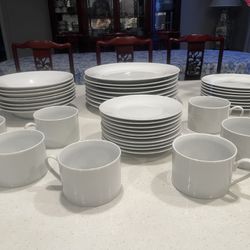 Gibson White China For 8