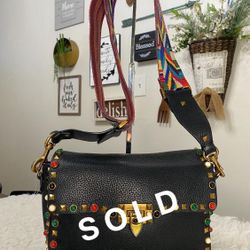 SOLD‼️VALENTINO black leather GUITAR ROCKSTUD ROLLING Shoulder Bag