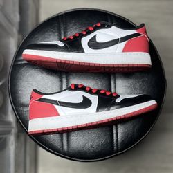 Air Jordan Retro 1s Low